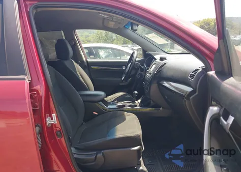 2015 Kia Sorento Lx from USA, damaged, VIN 5XYKTDA64FG570421